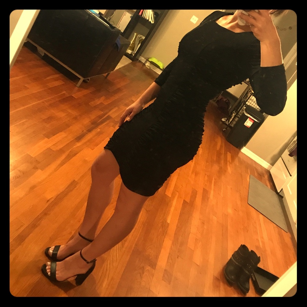NWOT BCBG Black midi dress. Size M.